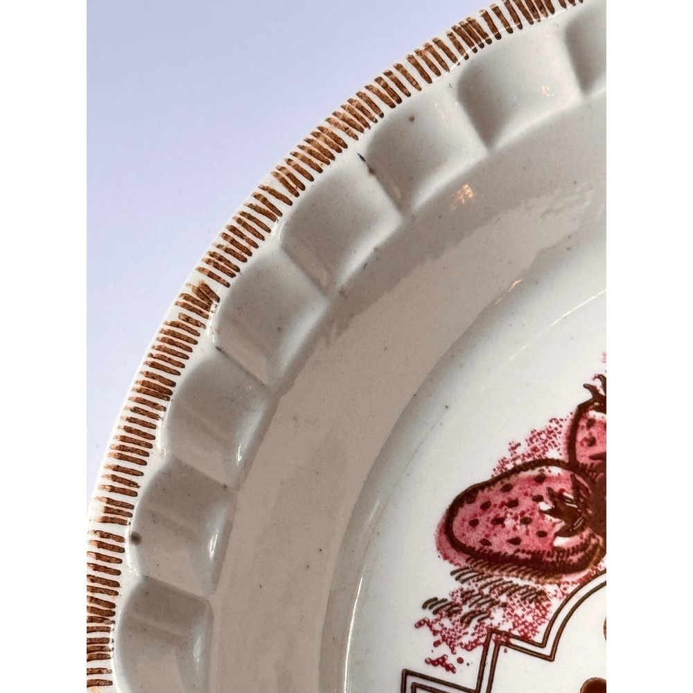Vintage Royal China Jeannette Strawberry Pie Recipe Stoneware Baking Dish USA - Picture 5 of 9